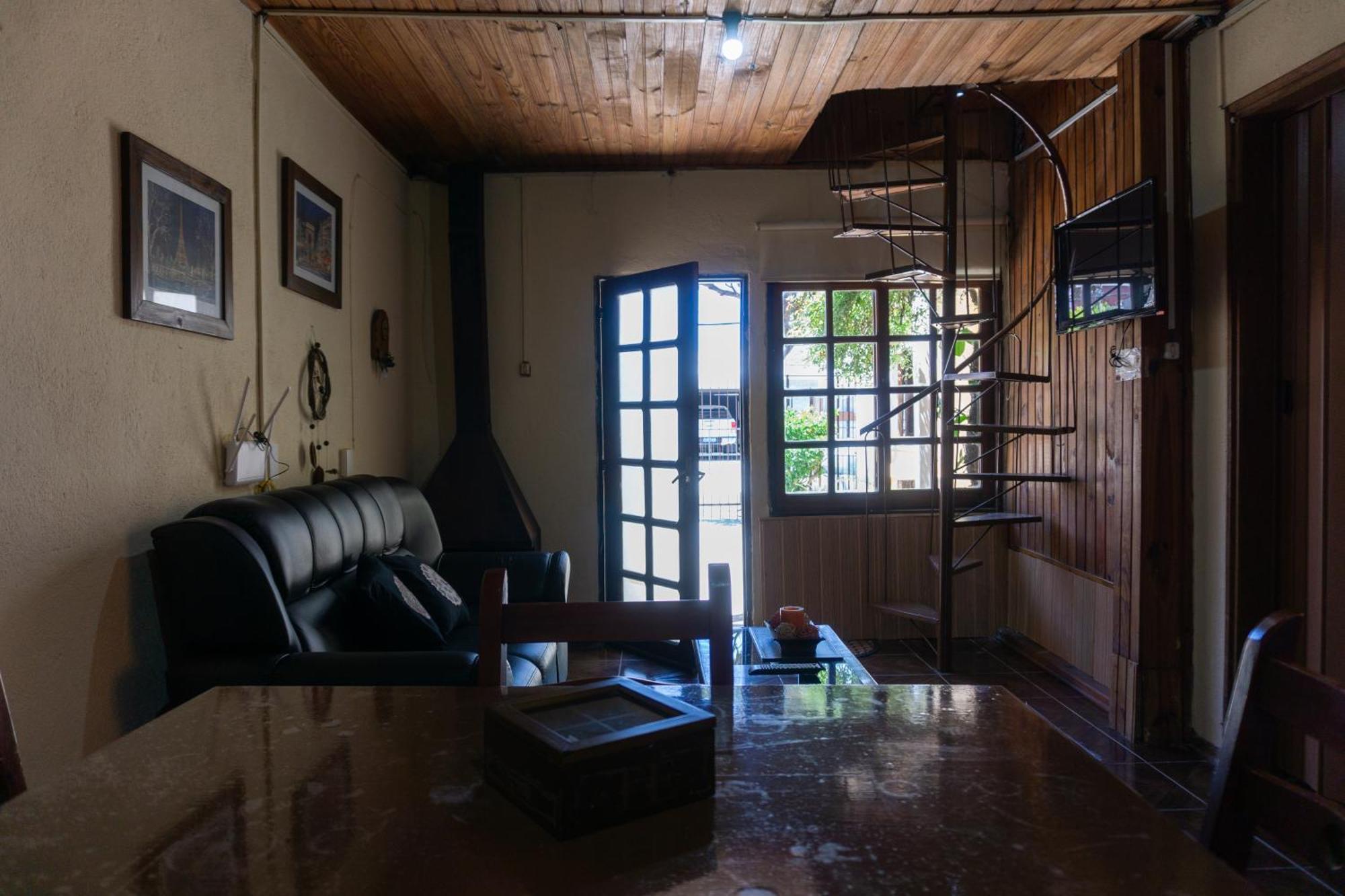 Mi Casa Es Tu Casa Apartment Мело Екстериор снимка
